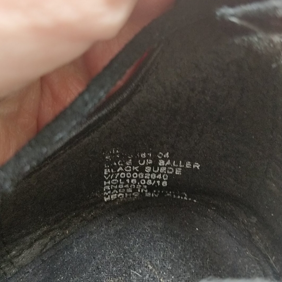 Suede black lace up Gap pointed flats - Picture 4 of 6